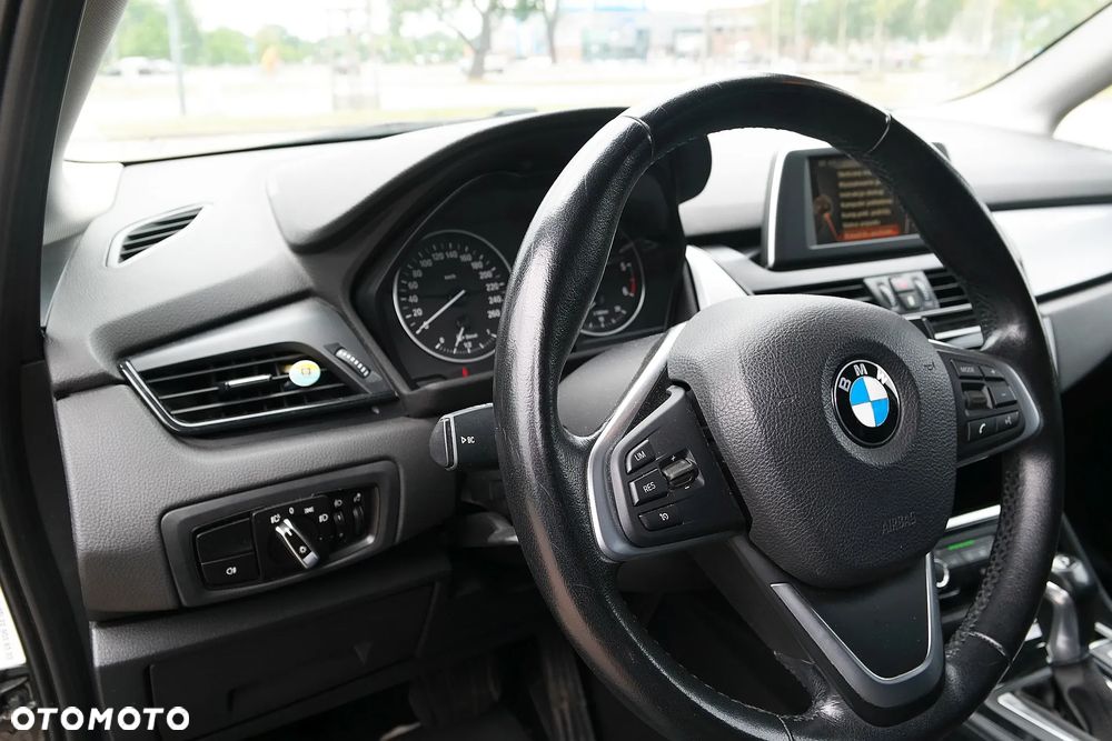 BMW Seria 2 - 34
