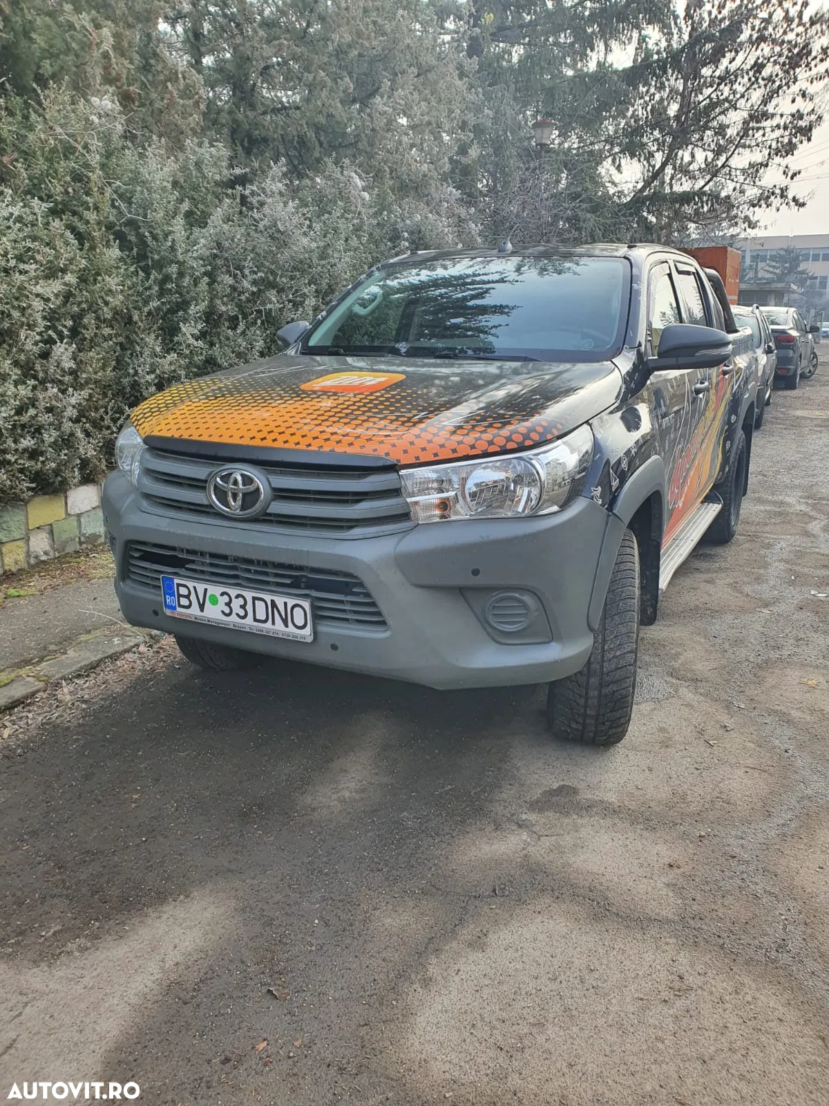 Toyota Hilux - 10