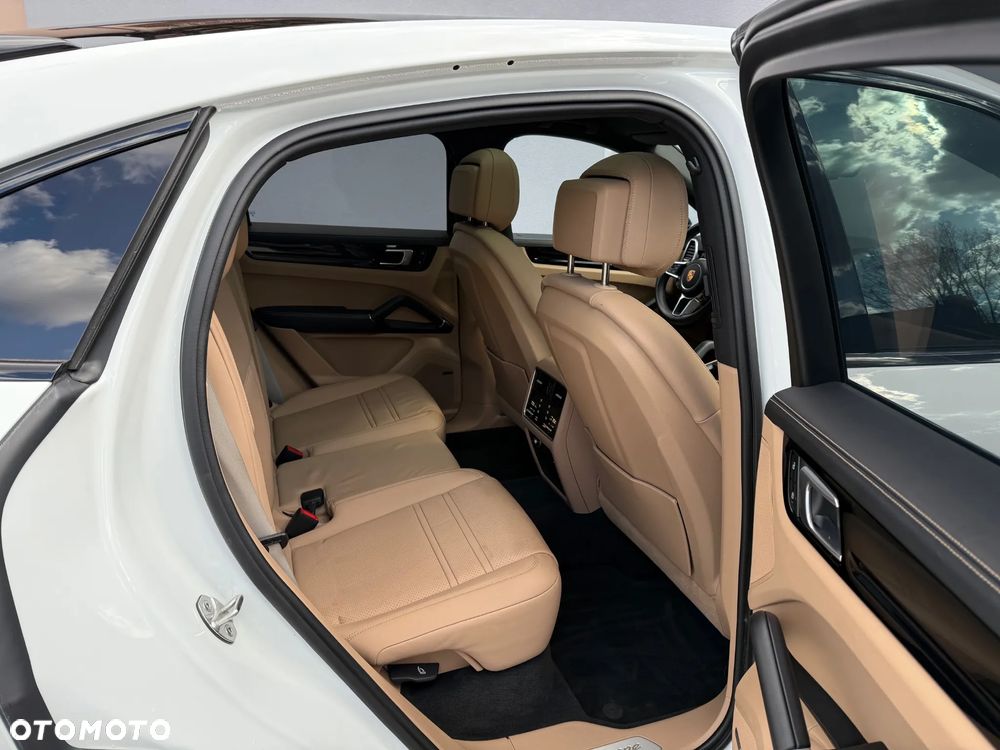 Porsche Cayenne Standard - 13