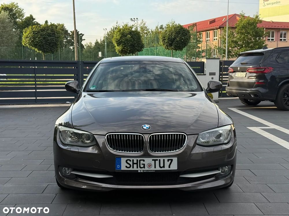 BMW Seria 3 325d Coupe Edition Exclusive - 5