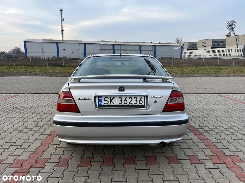 Honda Civic 1.4i S - 21