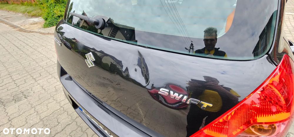 Suzuki Swift 1.3 Comfort - 17