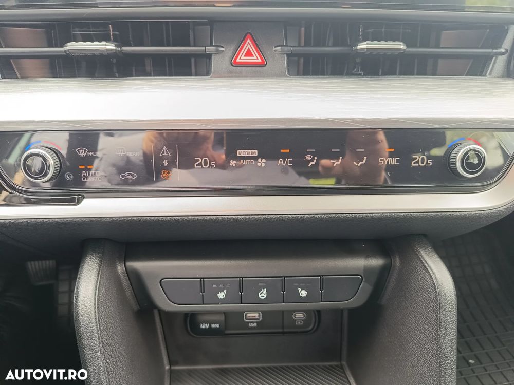 Kia Sportage 1.6 T-GDI 6MT HP 4x2 MHEV Urban - 15