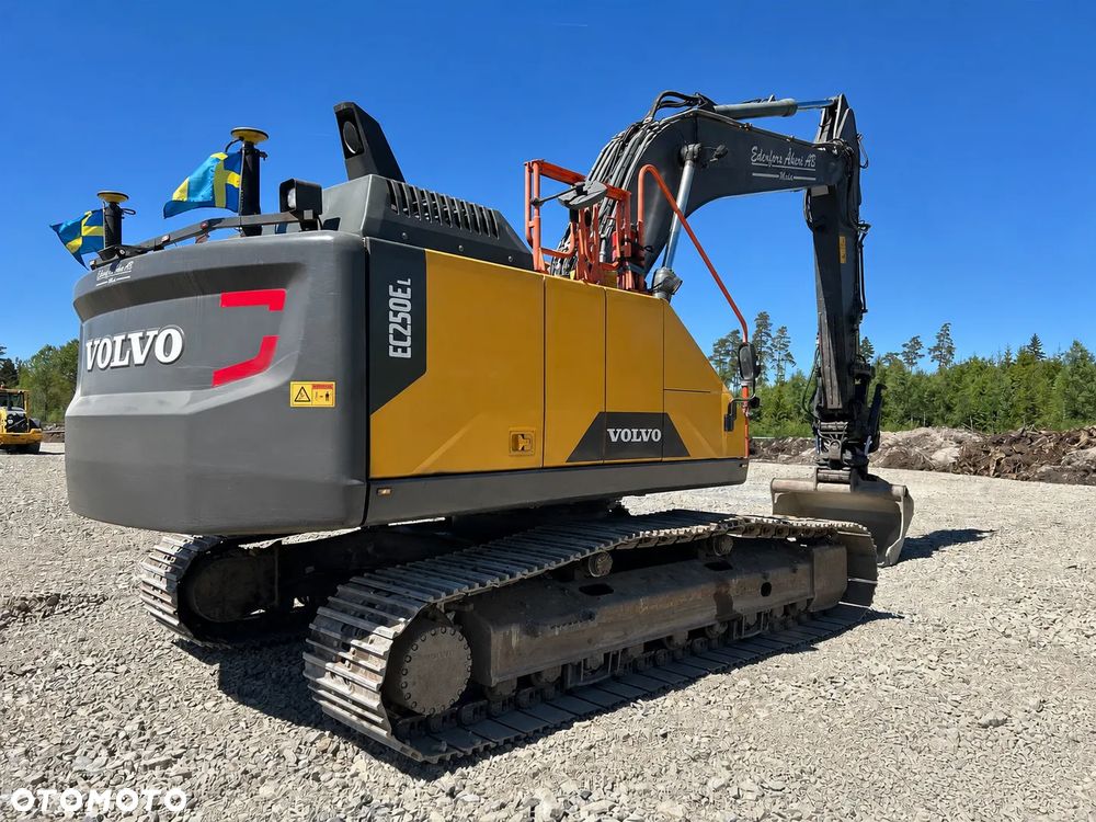Volvo EC 250E - 3