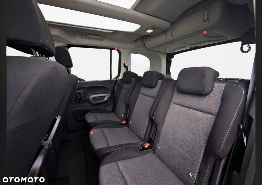 Toyota Proace City - 15