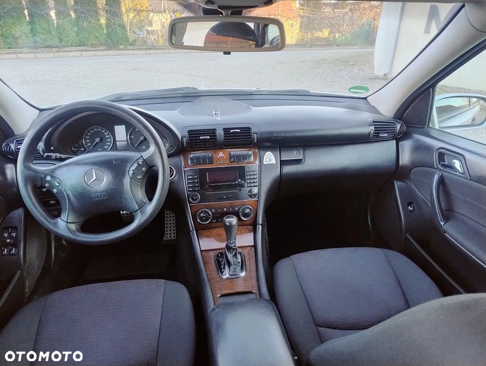 Mercedes-Benz Klasa C 200 CDI Automatik Classic - 11