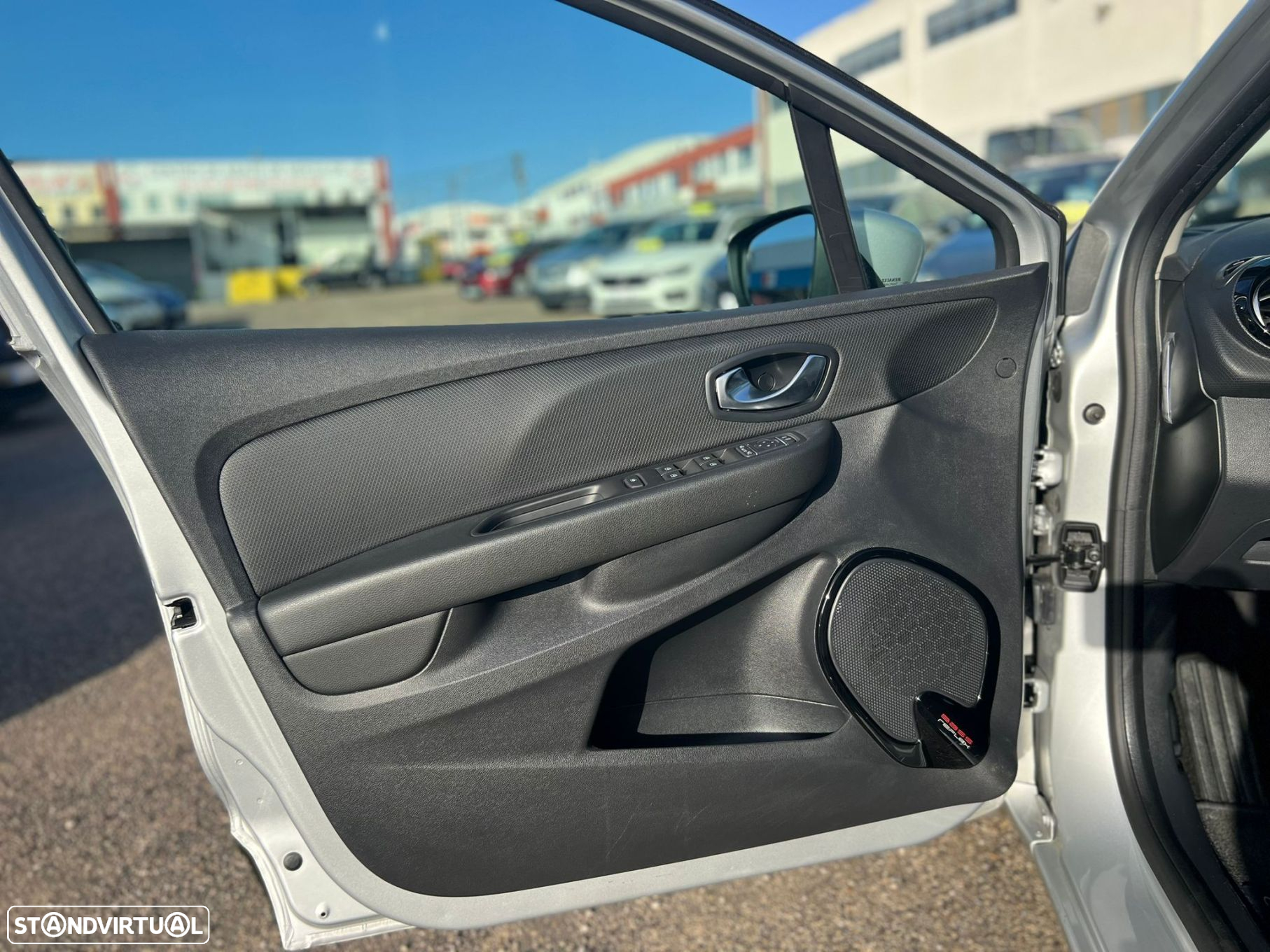 Renault Clio Sport Tourer 1.5 dCi Limited - 25