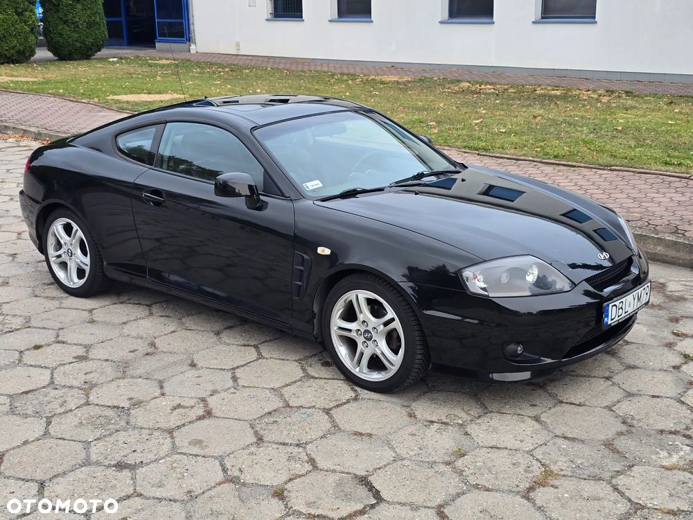Hyundai Coupe 2005 photo 2