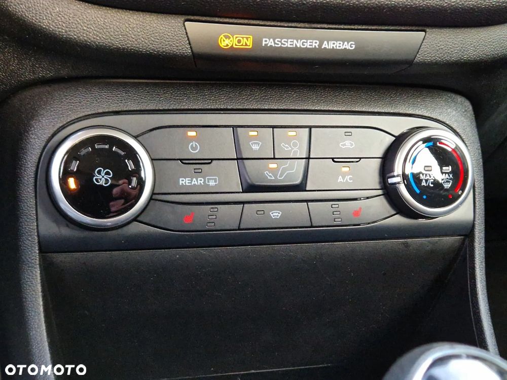 Ford Fiesta - 34