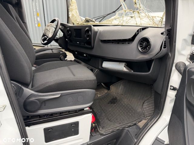 Mercedes-Benz SPRINTER - 7