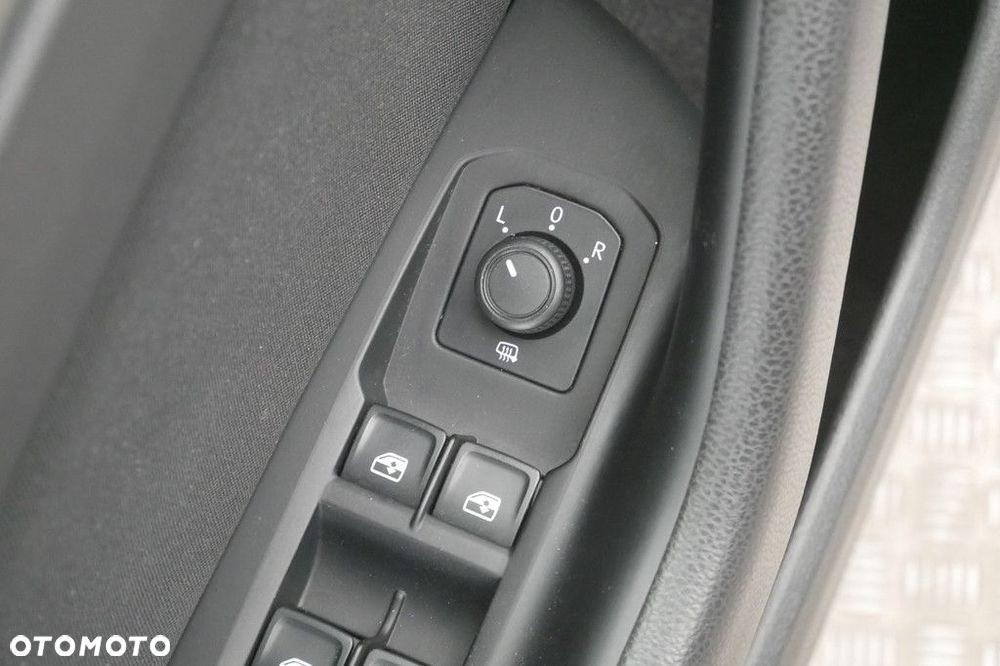Volkswagen Passat Variant 1.5 TSI EVO Essence DSG - 25