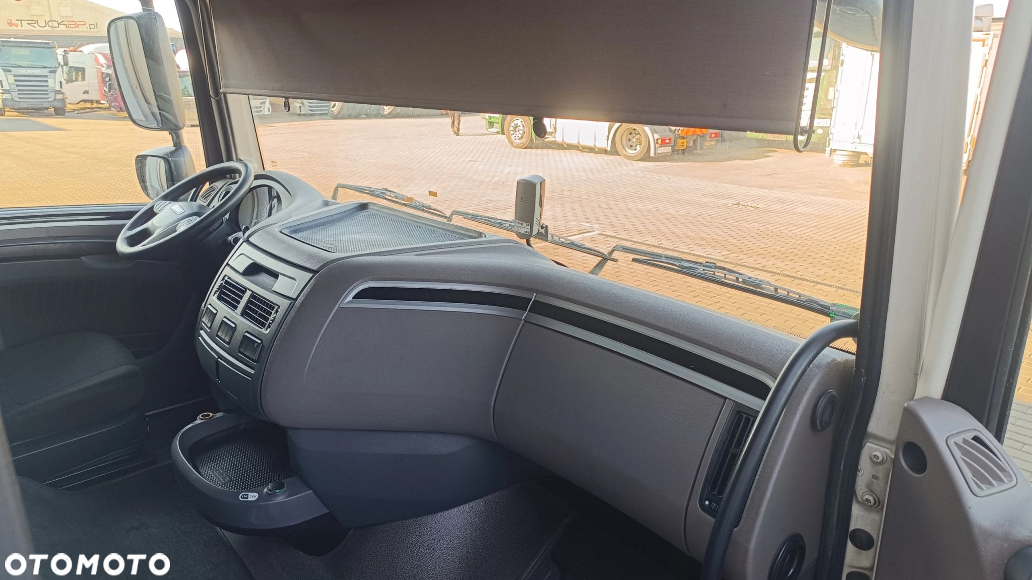 KABINA DAF XF 106 480 LIFT SSC - 7