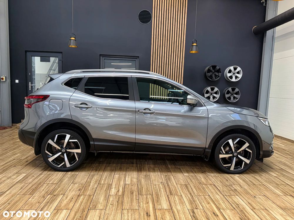 Nissan Qashqai 1.2 DIG-T Xtronic TEKNA+ - 6