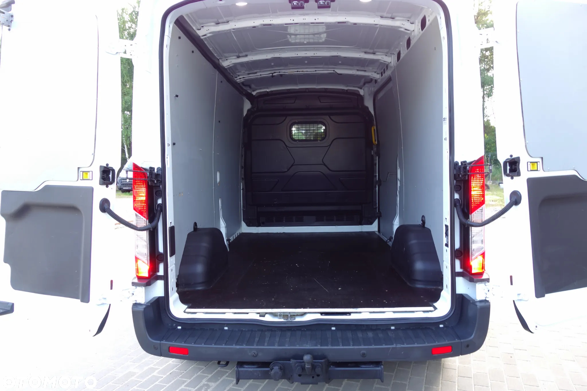 Ford Transit L3H2  Ecoblue 130 KM  Klima Webasto - 11