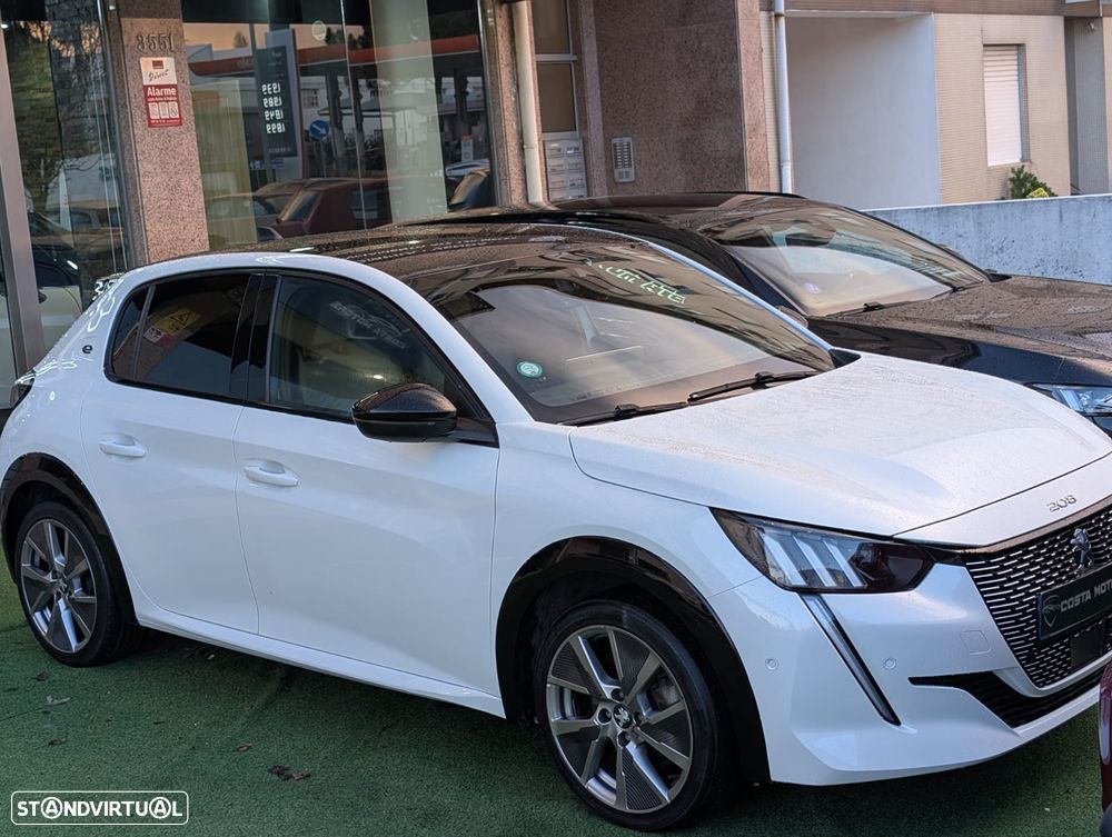 Peugeot e-208 GT Pack - 7