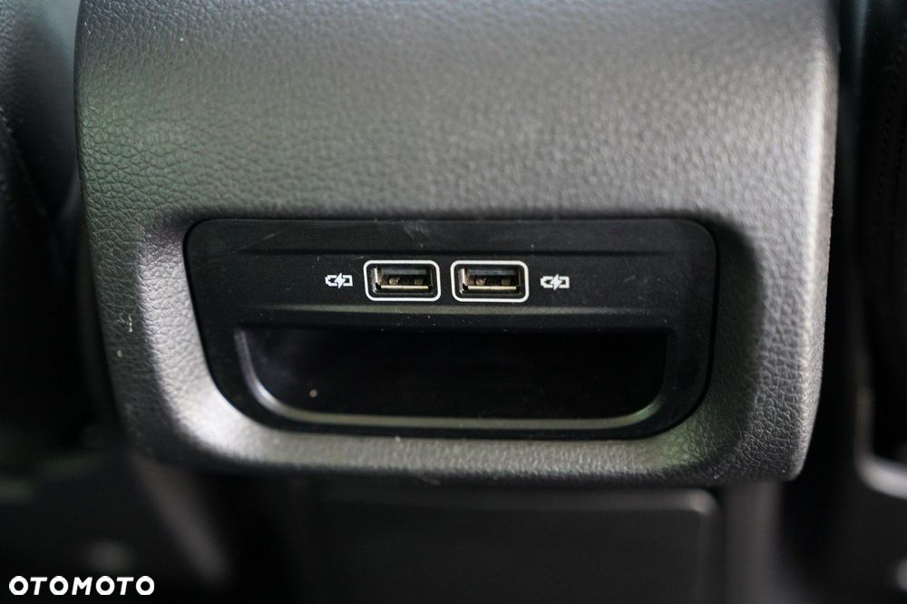 Volkswagen Sharan - 29