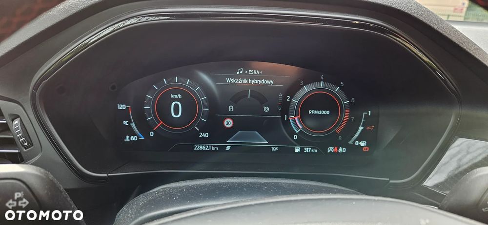 Ford Focus 1.0 EcoBoost Hybrid ST-LINE X - 14