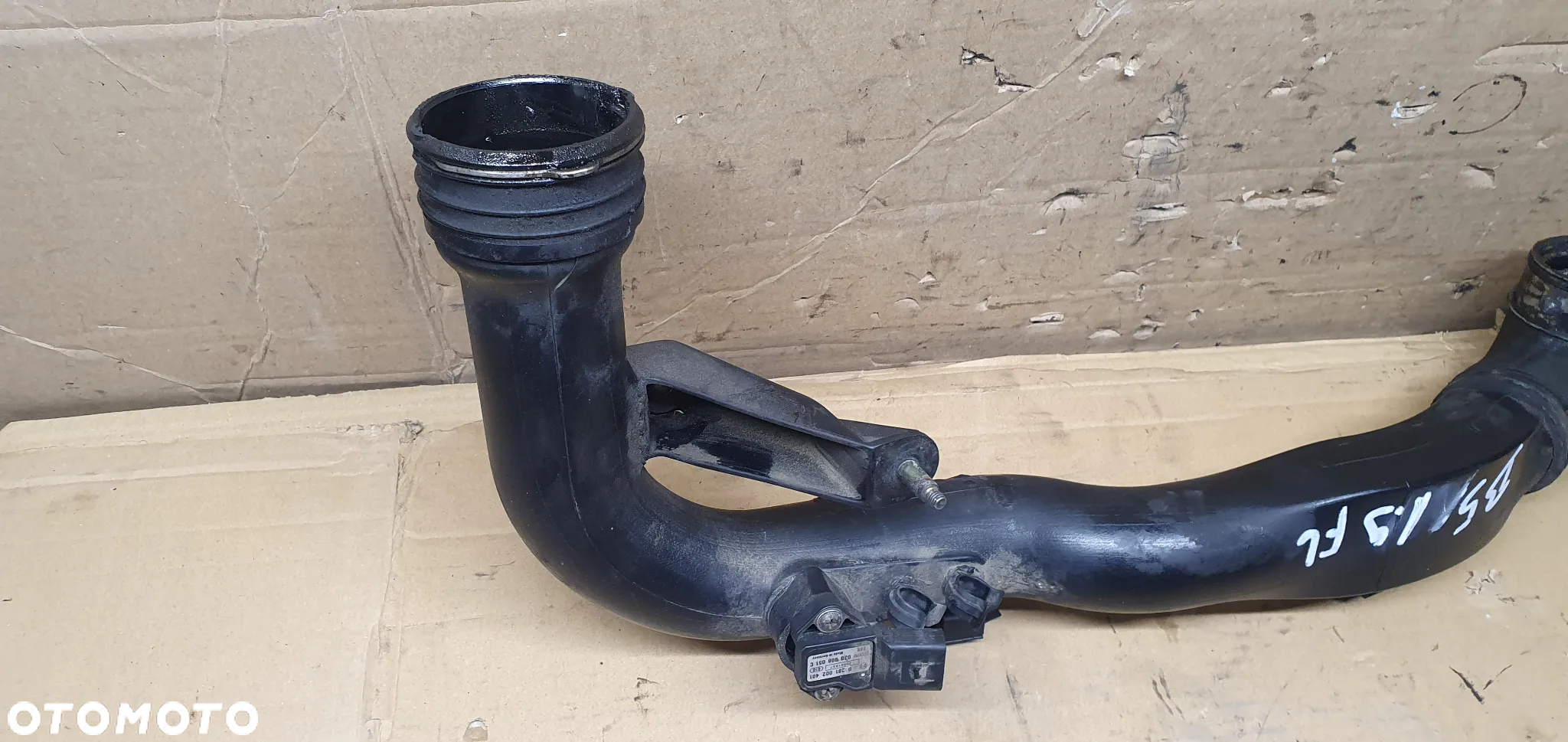 Przewód wąż rura intercoolera VW Passat B5 FL 1.9 TDI 130KM 8E0145762G 3B0145762G - 6