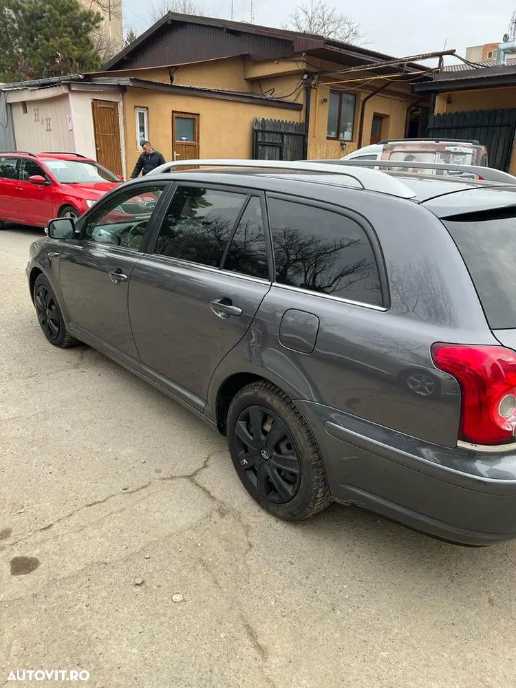 Toyota Avensis 2.2 D-CAT Elegance - 2