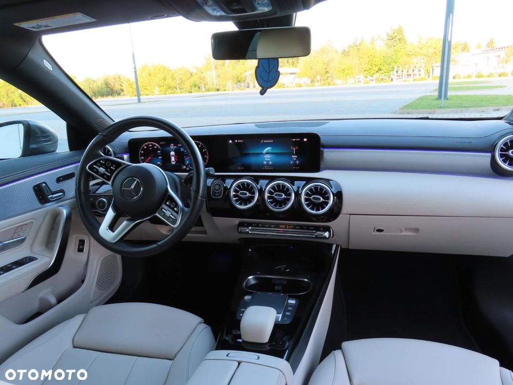 Mercedes-Benz CLA 250 7G-DCT Edition 2020 - 9