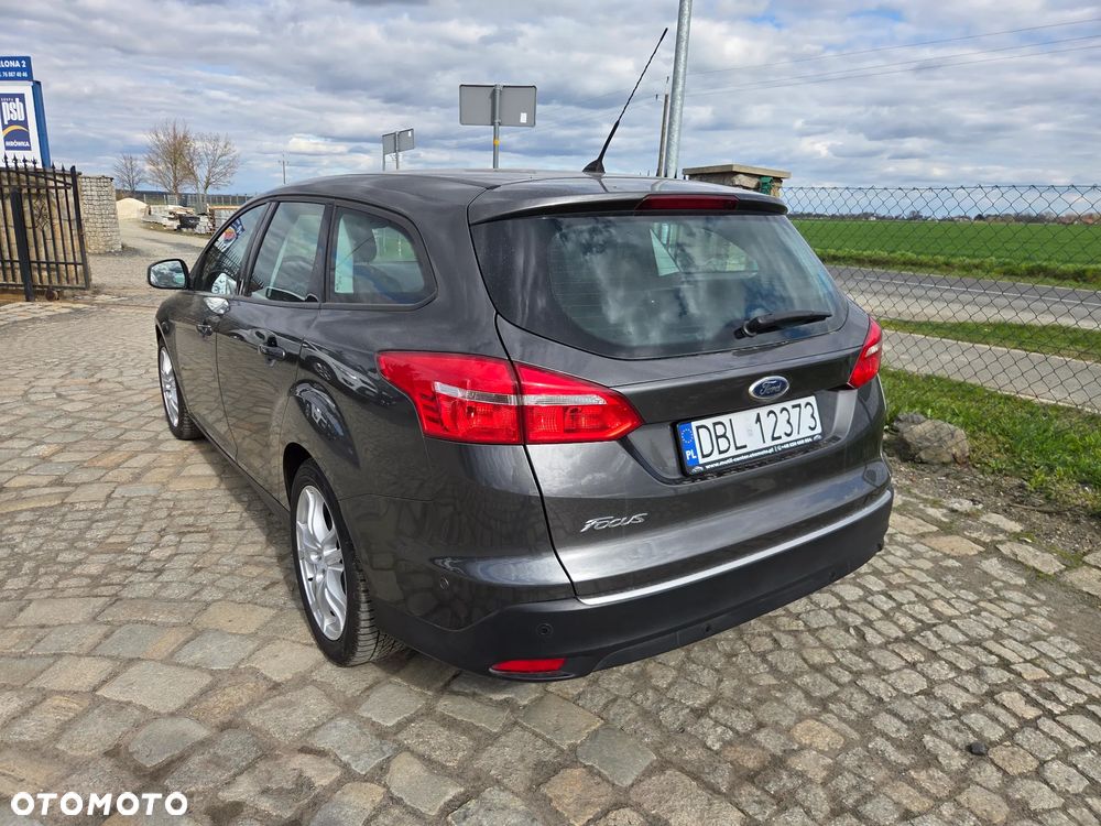 Ford Focus 1.5 TDCi DPF Start-Stopp-System Business - 4