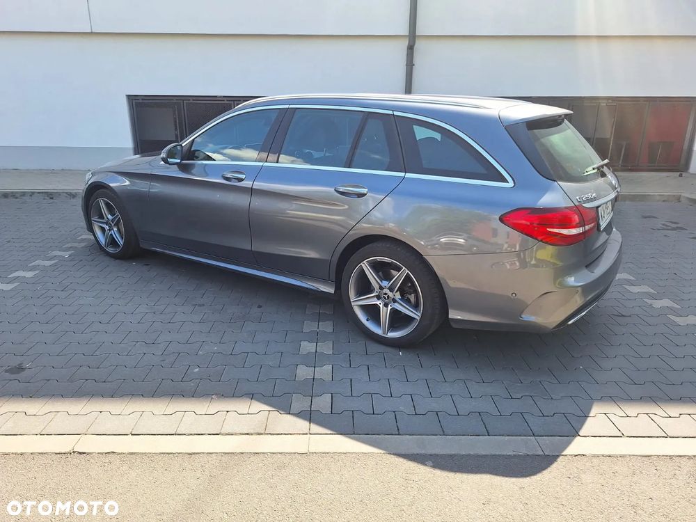 Mercedes-Benz Klasa C 250 d 4Matic T 9G-TRONIC AMG Line - 16