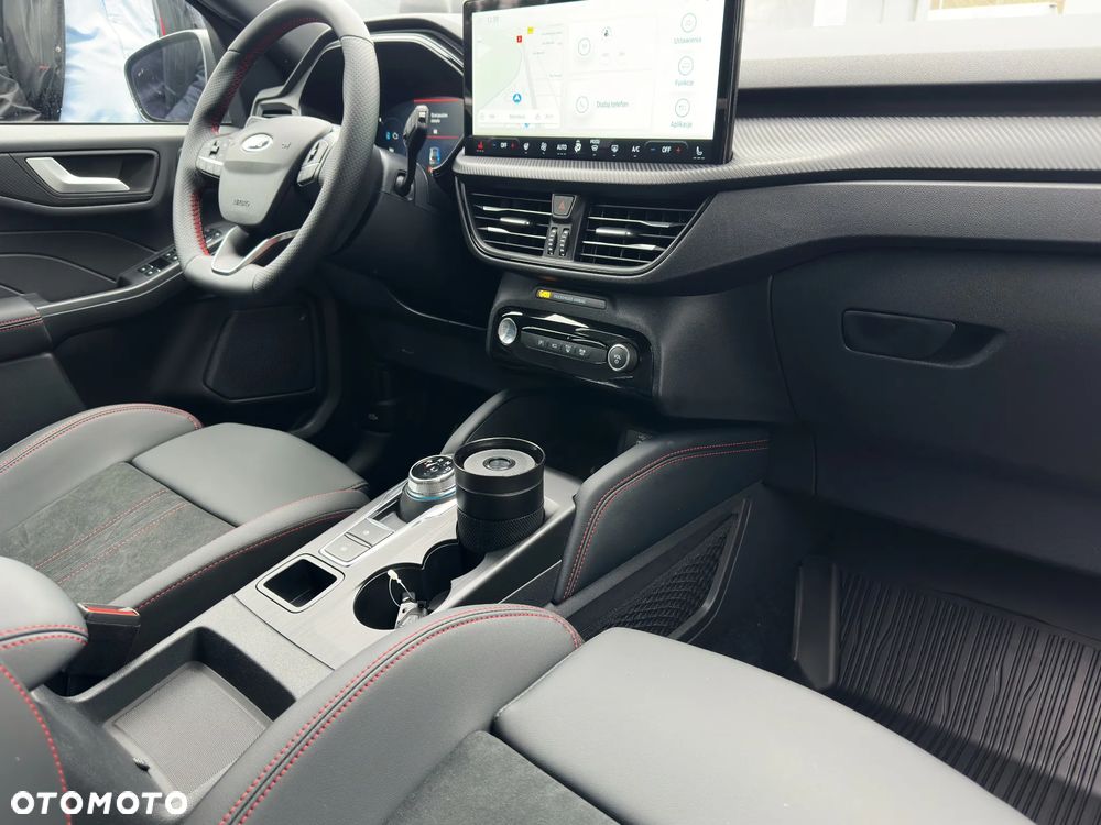 Ford Kuga 1.5 EcoBoost FWD ST-Line X - 13