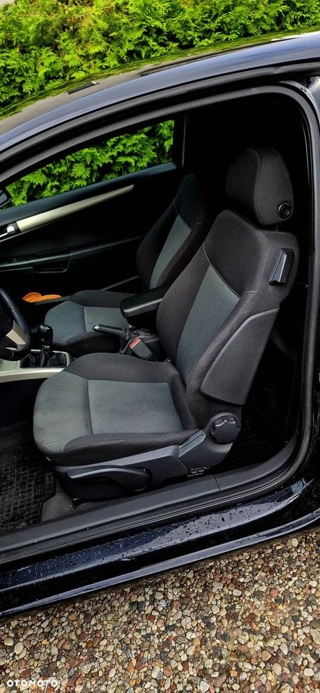 Opel Astra - 16