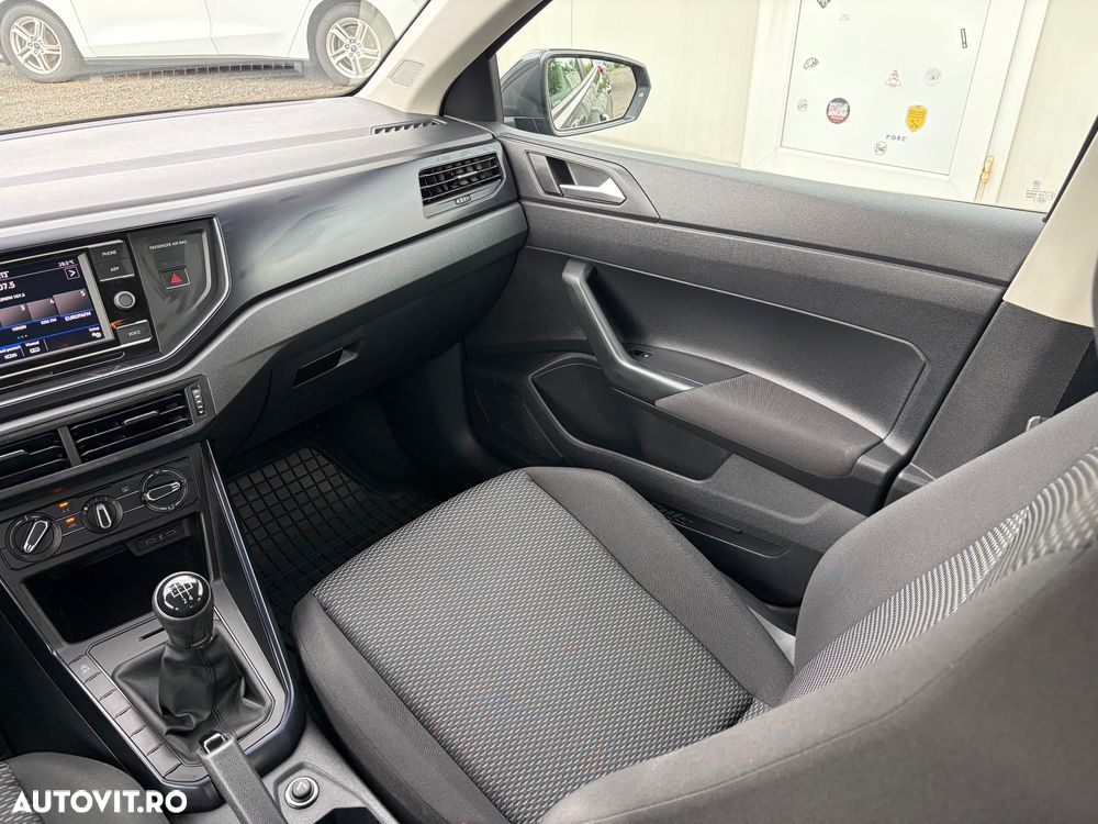 Volkswagen Polo 1.0 Trendline - 24