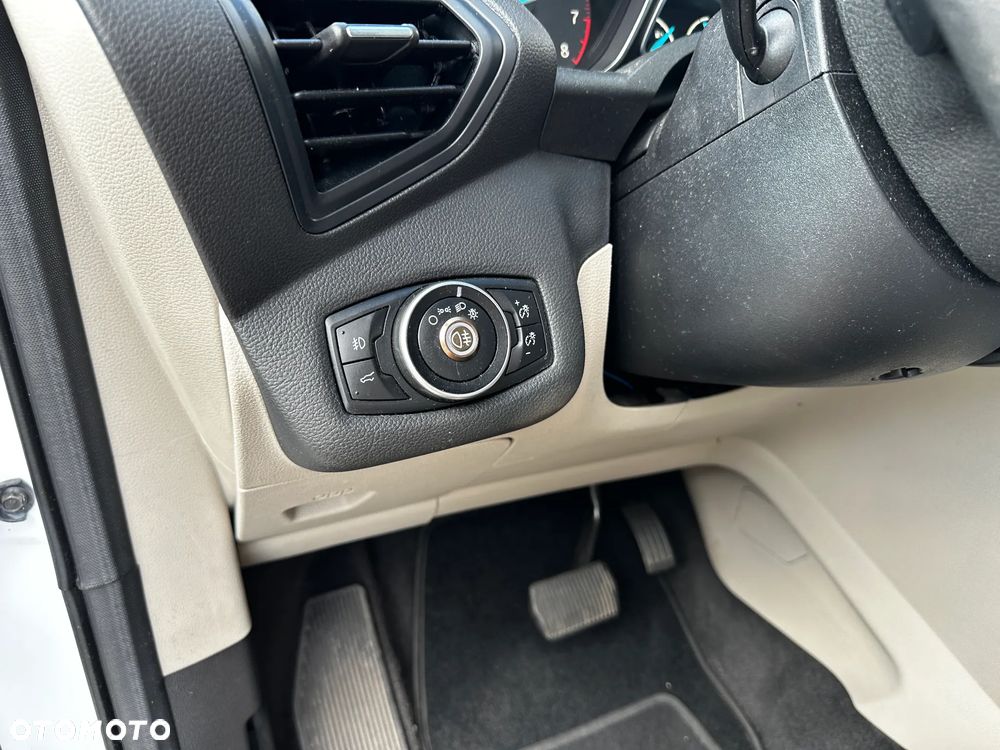 Ford Escape 2.0 EcoBoost AWD Titanium - 20