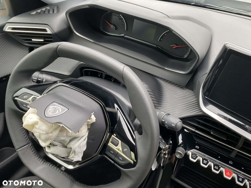 Peugeot 208 PureTech 100 Allure Pack - 17