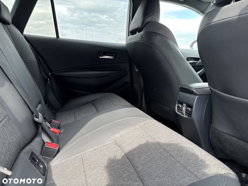Toyota Corolla 1.8 Hybrid Style - 10