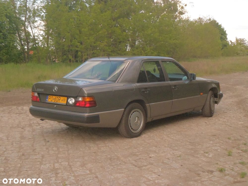 Mercedes-Benz W124 (1984-1993) - 6