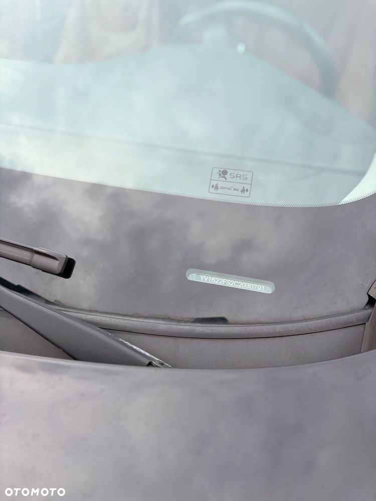 Volvo S60 2.5 T5 - 8