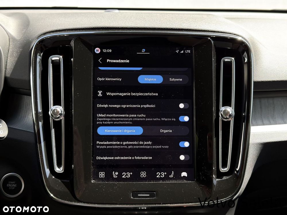 Volvo XC 40 - 28
