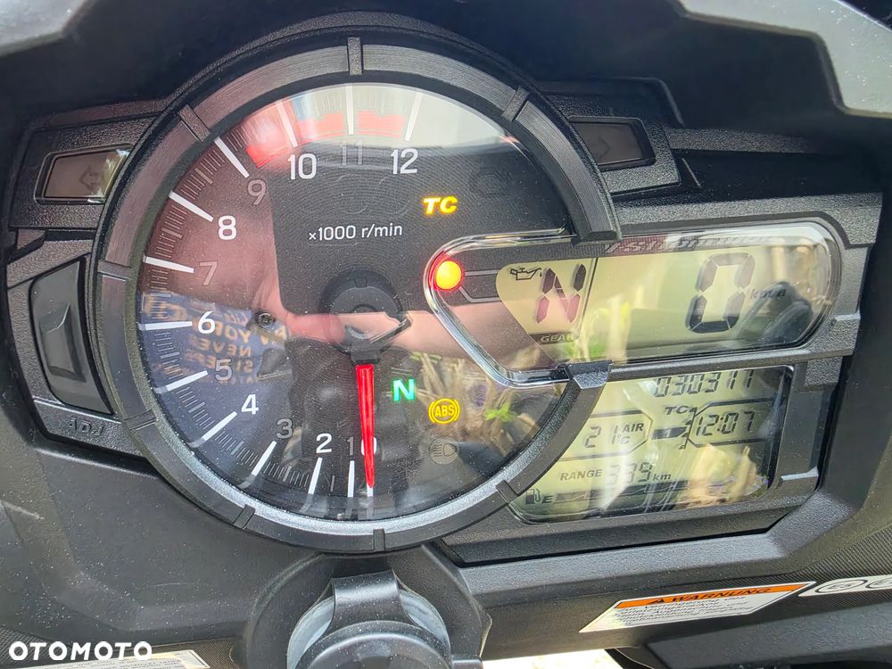 Suzuki DL - 6