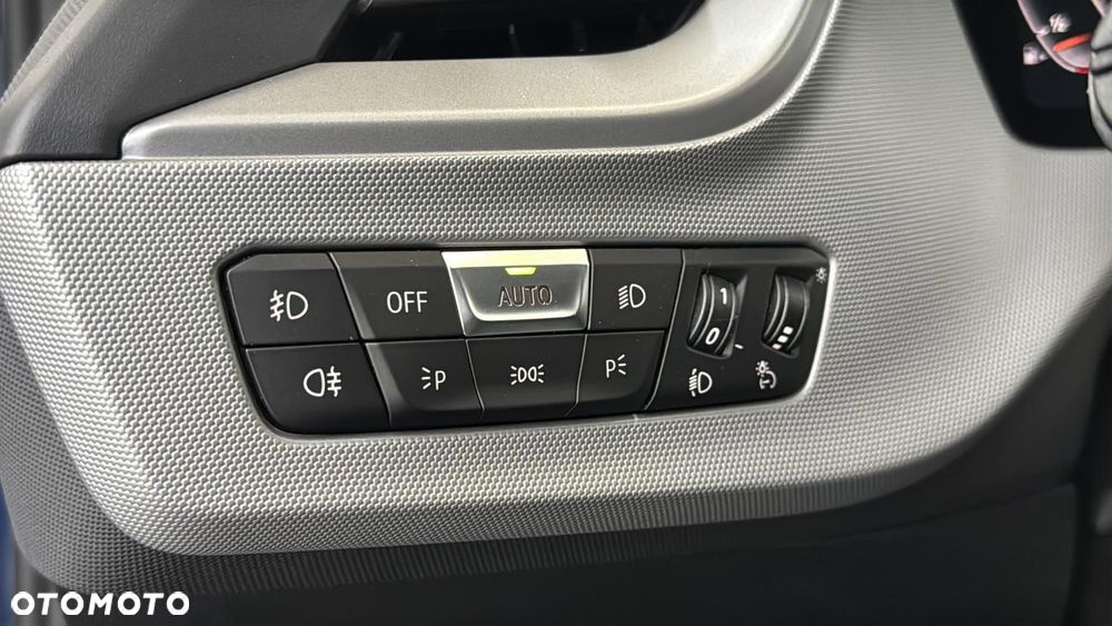 BMW Seria 1 118i Advantage - 29