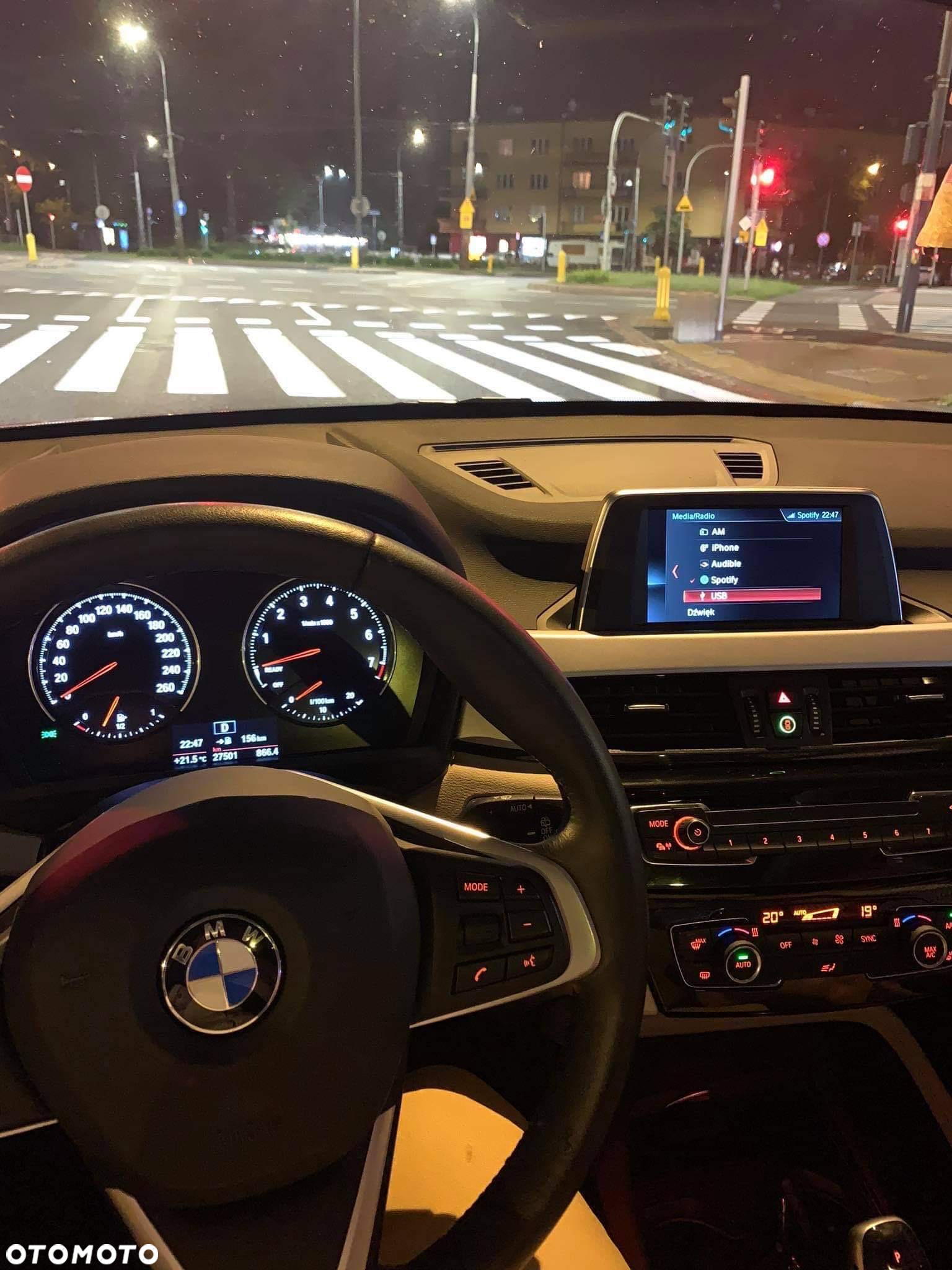 BMW X1 sDrive20i - 12
