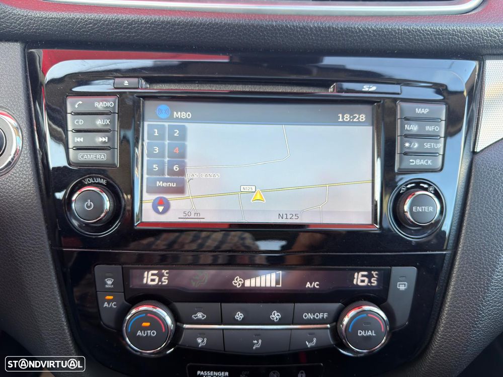 Nissan Qashqai 1.5 dCi N-Connecta J18+Led - 15
