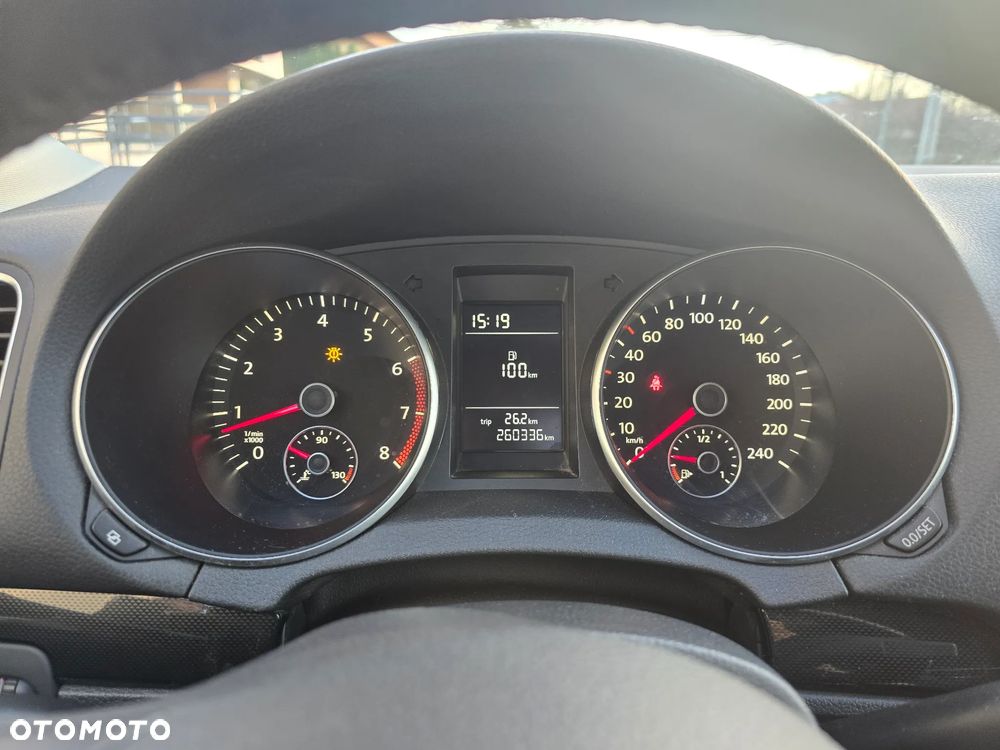 Volkswagen Golf 1.4 Comfortline - 12