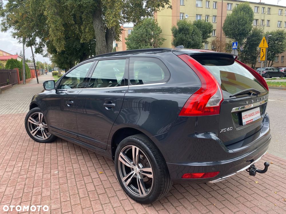 Volvo XC 60 D4 Drive-E R-Design Momentum - 17