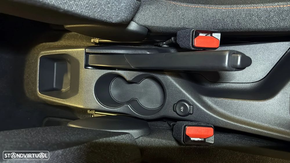 Peugeot 208 1.2 PureTech Active - 17