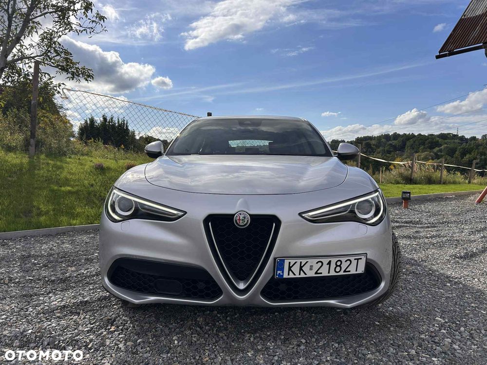 Alfa Romeo Stelvio 2.2 JTDM - 14