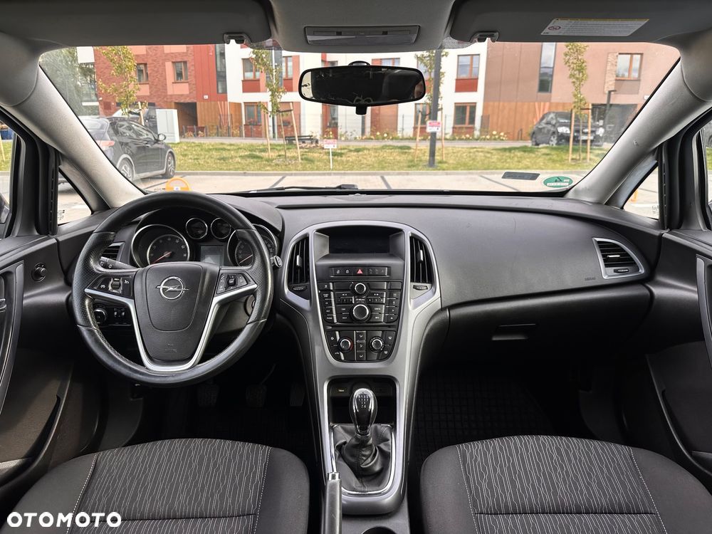 Opel Astra 1.6 Style - 11