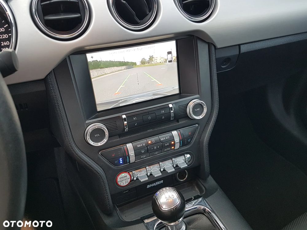 Ford Mustang 2.3 EcoBoost - 12