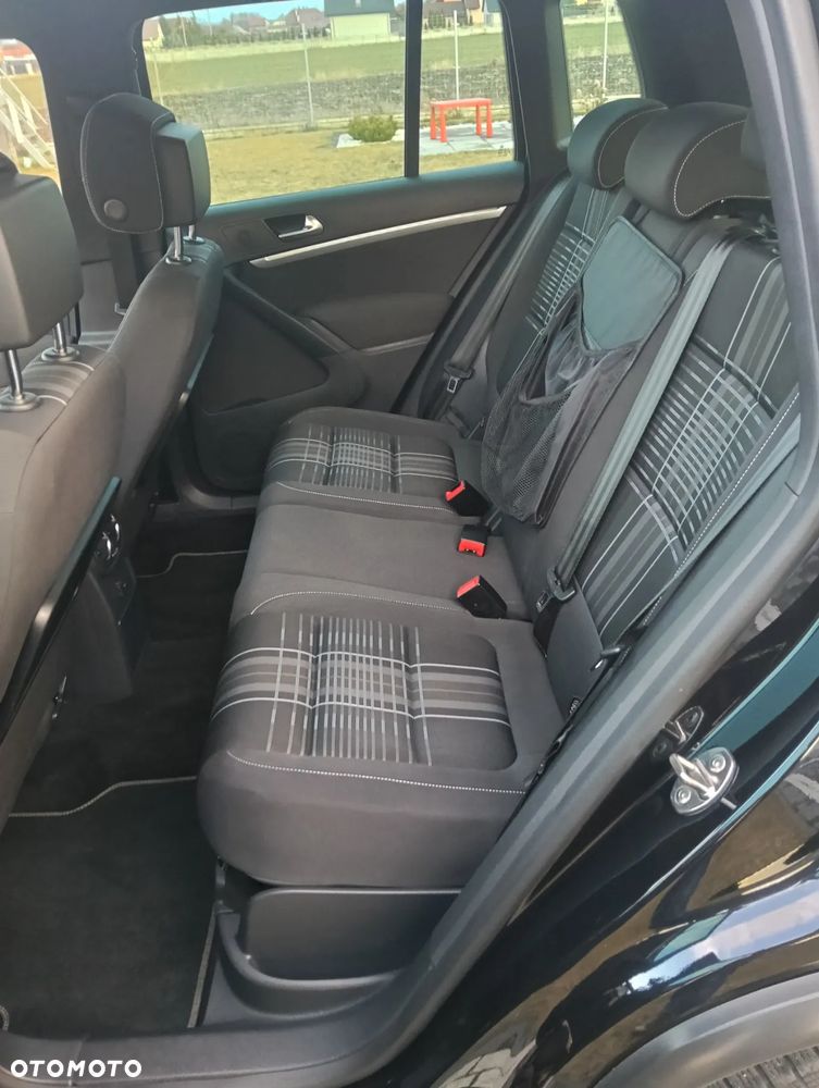 Volkswagen Tiguan ver-2-0-tdi-4mot-sport-style-dsg - 12