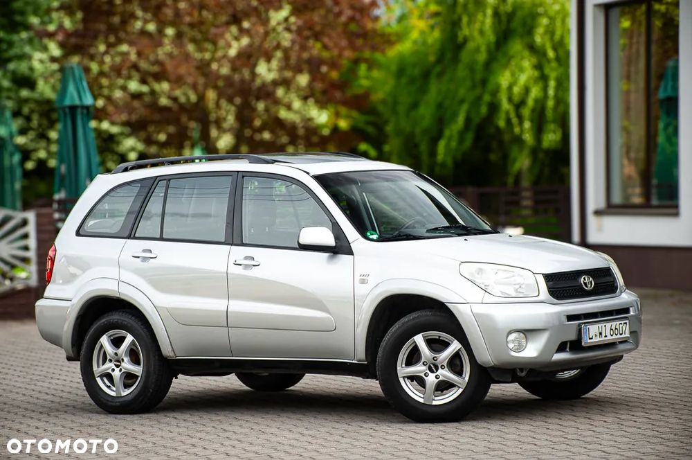 Toyota RAV4 2.0 VVT-i 4x4 - 31
