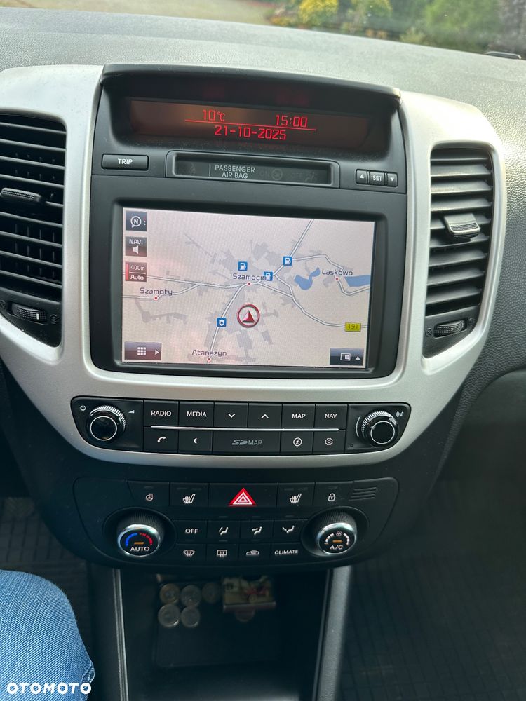 Kia Venga - 12
