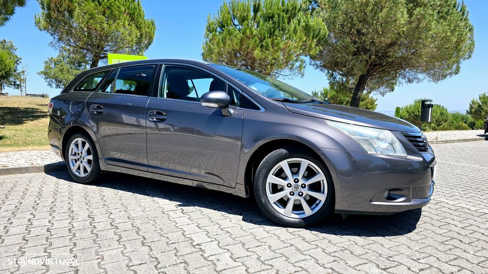Toyota Avensis SD 2.0 D-4D Exclusive +Pele+GPS - 23