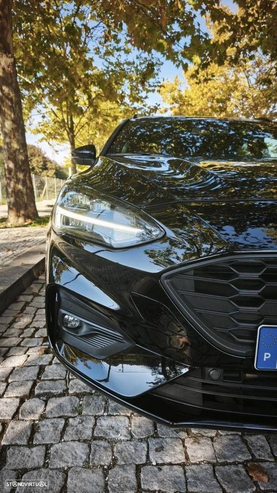 Ford Focus SW 1.0 EcoBoost MHEV ST-Line - 43